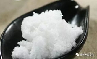 白糖水 作用大,給花澆一點(diǎn),呼呼長(zhǎng)根,砰砰爆盆